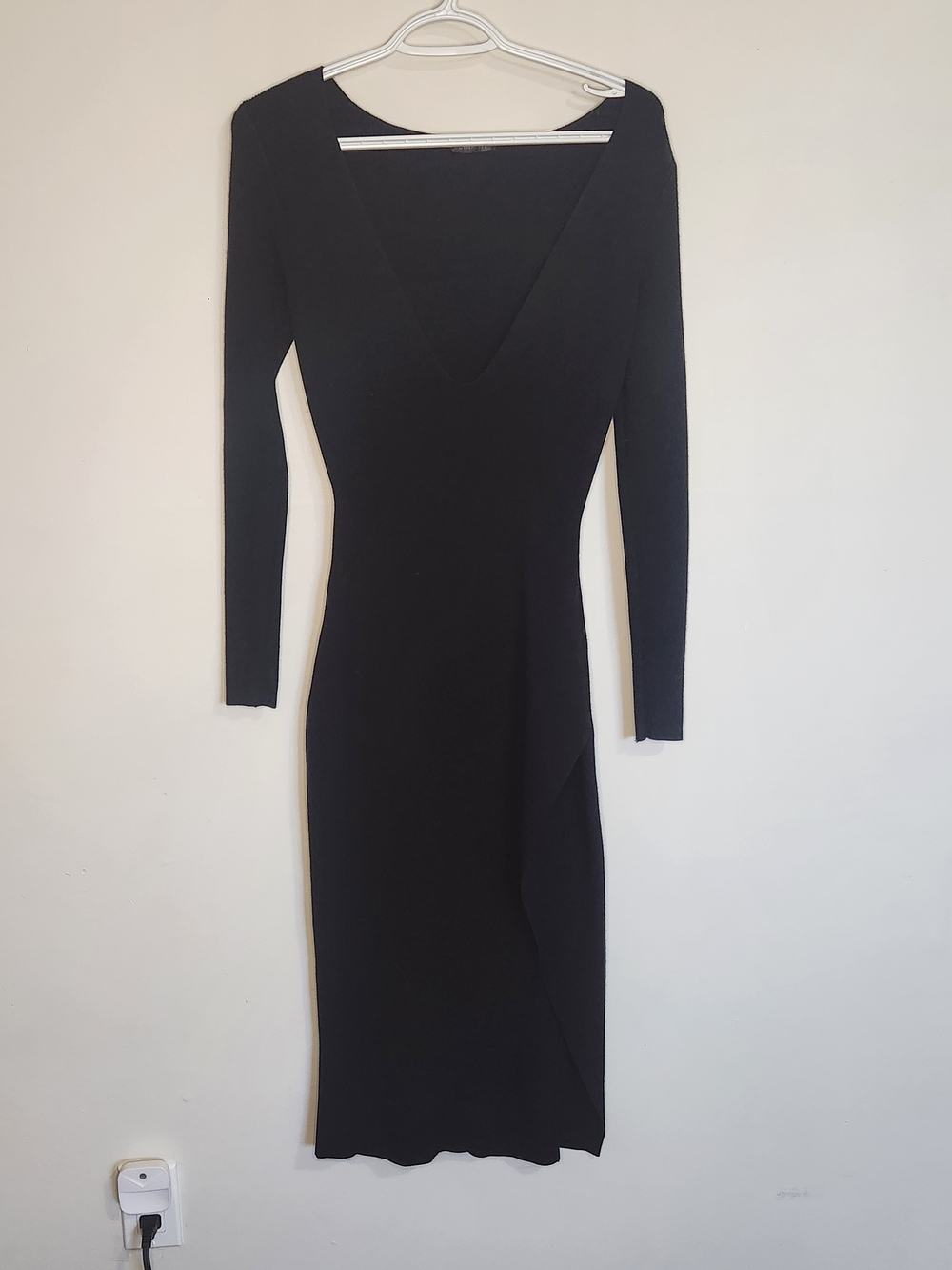 Dynamite Black Long-Sleeve Deep V-Neck Bodycon Midi Dress